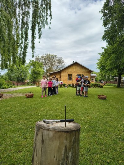 Z cyklu Turystyczne Wojsławice - przedszkole Arka